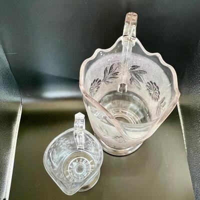 EAPG Pitcher Lot