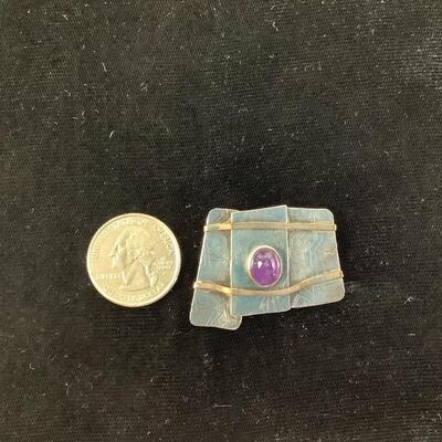 1008 Vintage 1987 Signed Sterling Amethyst Modernist LYNDA THORP Pin