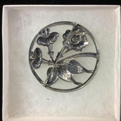 1009 Vintage Large Danecraft Sterling Flower Pin