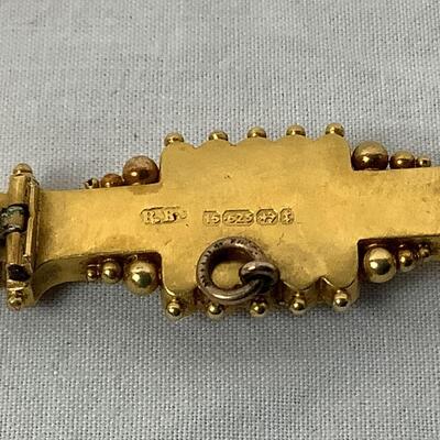 1023 Antique 15kt Yellow Gold Filigree Pin with Old Mine Cut Diamond with British Hallmark