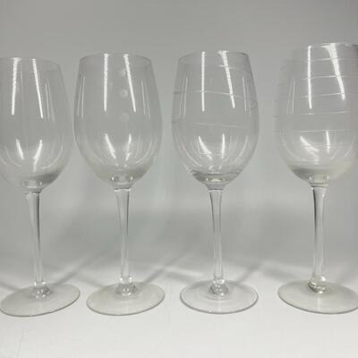 Set of 4 Abstract Lines Wine Glass Goblets in Original Box