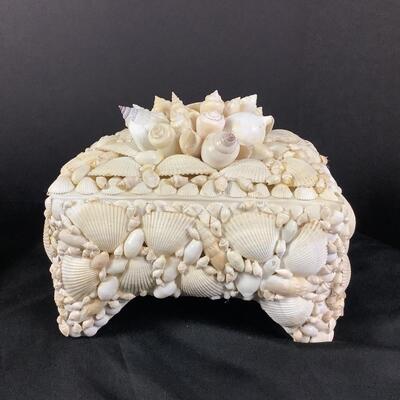 1031  Hand Crafted Shell Bookends and Shell Box