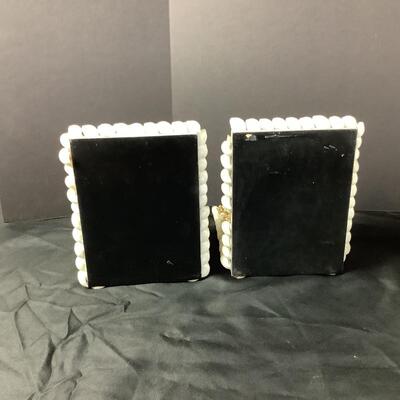 1031  Hand Crafted Shell Bookends and Shell Box