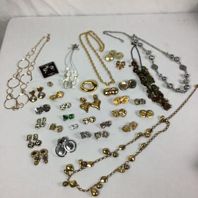 1032 Lot of Misc. Costume Jewelry
