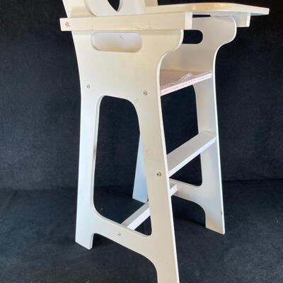 Lot 40 Doll High Chair