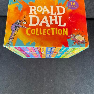 Lot 45 Roald Dahl Paperback Collection