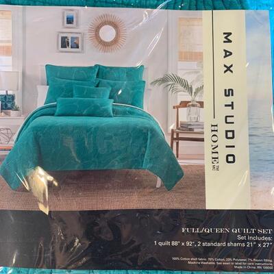 Lot 59 Max Studio Home Bedding set