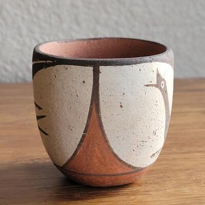 Lot 6: Vintage Pueblo Pottery