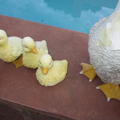 Outdoor Decor- Ducks