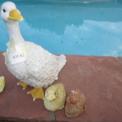 Outdoor Decor- Ducks
