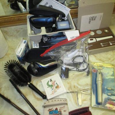 Manicure & Shaving Sets