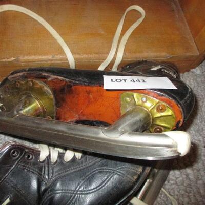 Vintage Men's Ice Skates
