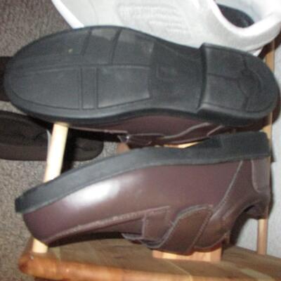 Mens Shoes & Stand