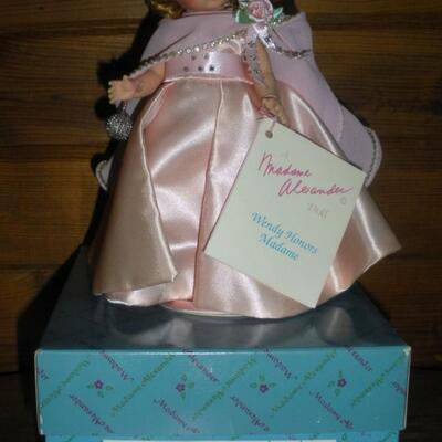 1993 Madame Alexander 8" Wendy Honors Madame 93-9 Limited Production of one year.