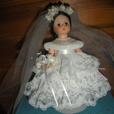 1991 Madame Alexander 8" Bride Doll Mint in box with tags #336