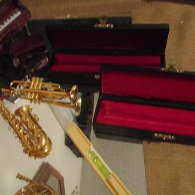 Miniature Instruments