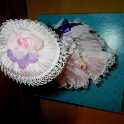 1989 Madame Alexander Little Miss doll from the Storybook Series