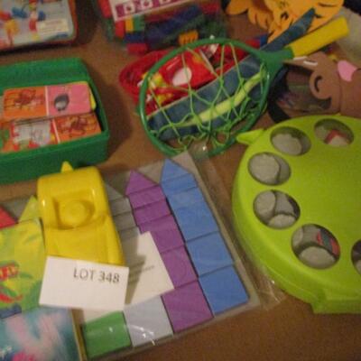 Toys & Children's Books