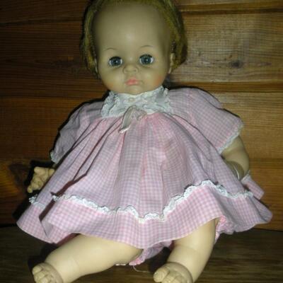 1965 EARLY Madame Alexander 14" Pussy Cat Doll