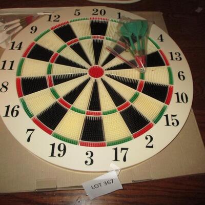 Dart Board w/Darts
