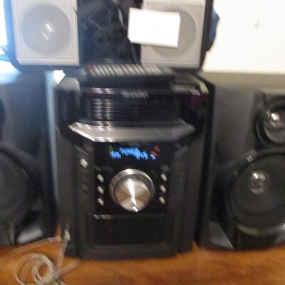 Sharp Stereo/Speakers