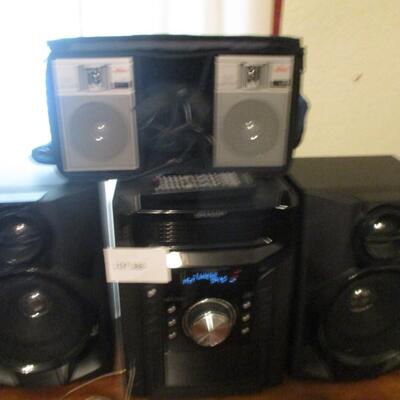 Sharp Stereo/Speakers