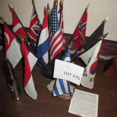 Petrified Wood & Mini flags