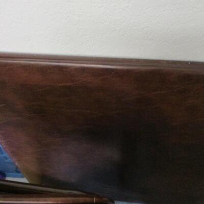 Card Table w/Chairs