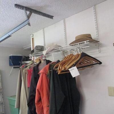 Wooden Hangers/Jackets/Hats