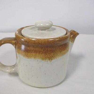 McCoy 1418 Teapot