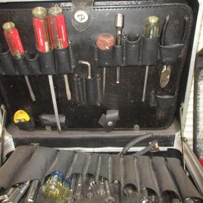 Screwdrivers/Wrenches/Tools