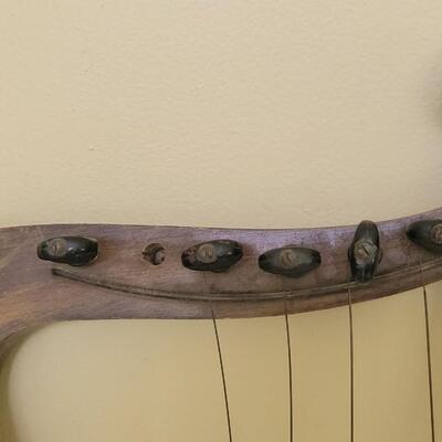 Lot 26: Vintage 6 String Harp