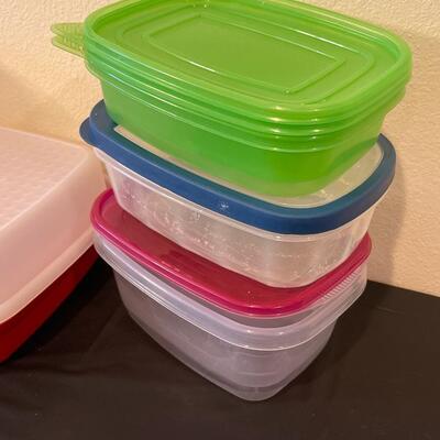 K10- Plastic Containers