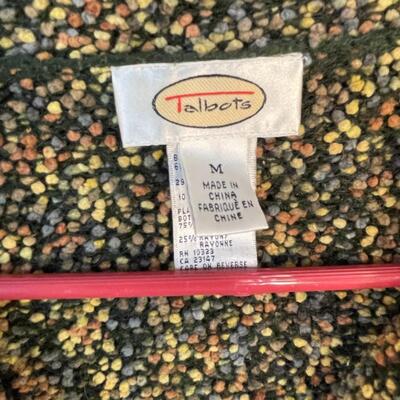 Lot 26 Sweaters Size Medium