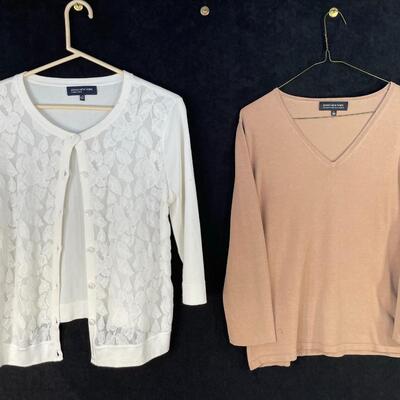 Lot 31  Jones New York Sweaters Size Large