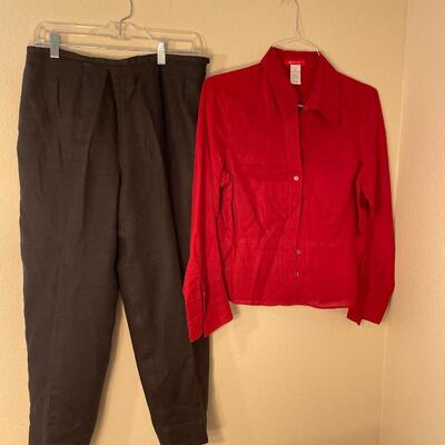 Lot 33  Talbots Slacks and Anne Klein Blouse
