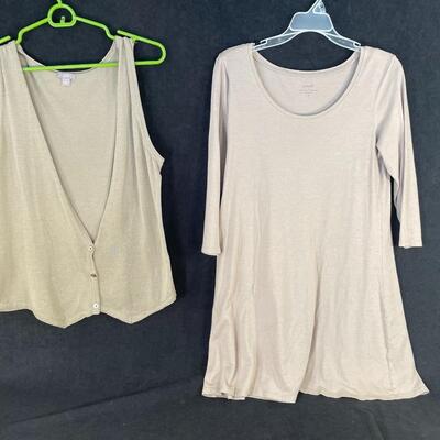 Lot 34  J. Jill Sweater Vest and Sweater