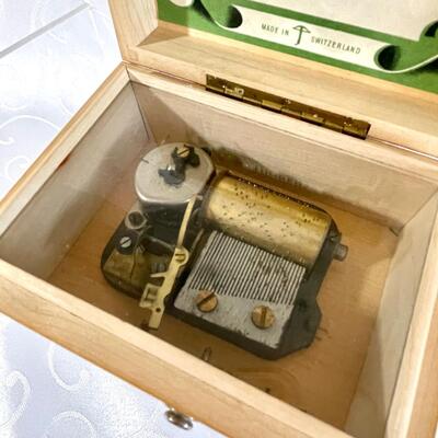 Vintage Thorens Music Box