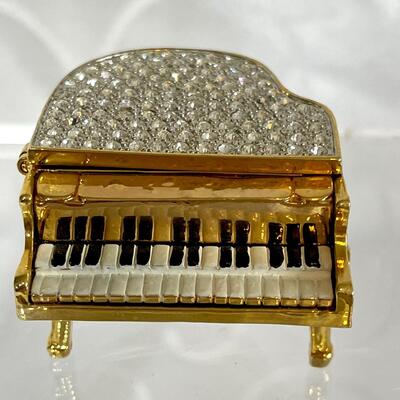 Enameled Piano Box