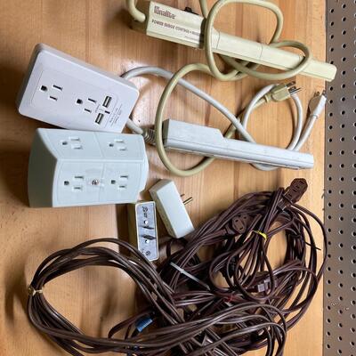 G5-Power strips, multi plugs and short extension cords