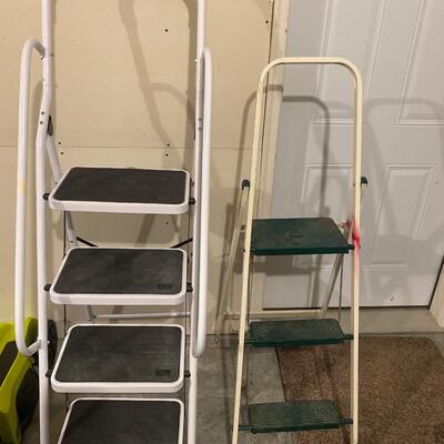 G6 two step ladders