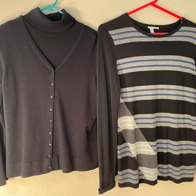 Lot 44 Name Brand Sweaters