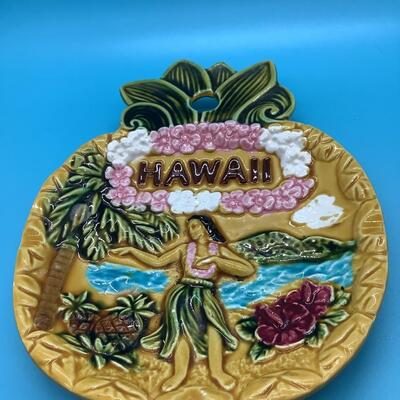 Hawaii with Hula Girl ashtray