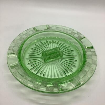 Green glass checkered rim ashtray