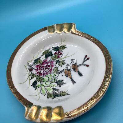 Kitani Birds flowers porcelain ware ashtray