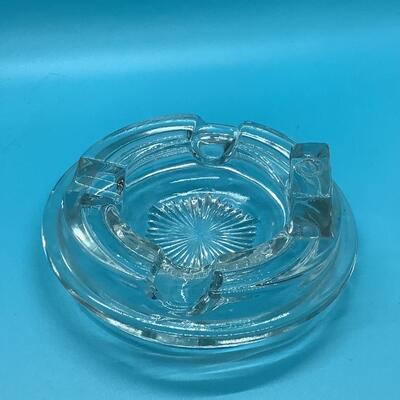 Clear glass ashtray