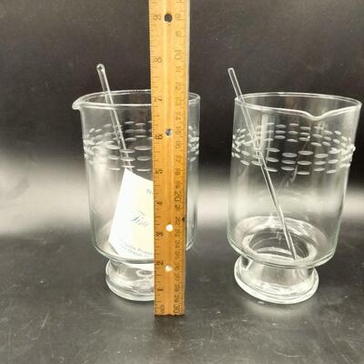 31 - pair MCM mixing beakers
