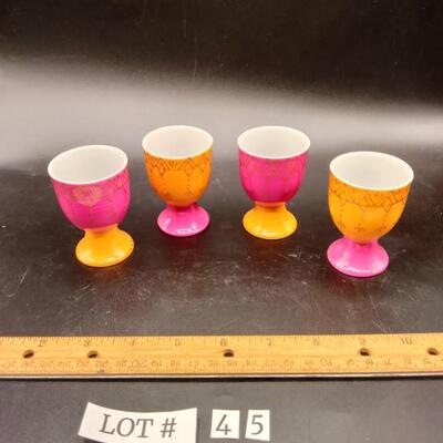 45 - 4 ceramic egg cups