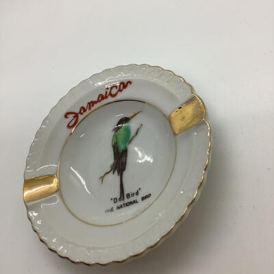 Jamaican national bird ashtray