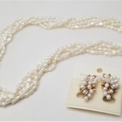 Lot #53  Fresh Water Pearl Necklace (14kt Gold Clasp) & Freshwater pearl earrings